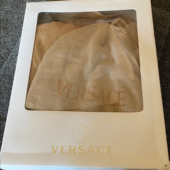 Versace Beige ordini rogazzai wool Scarf and Beanie Set - Picture 5 of 5